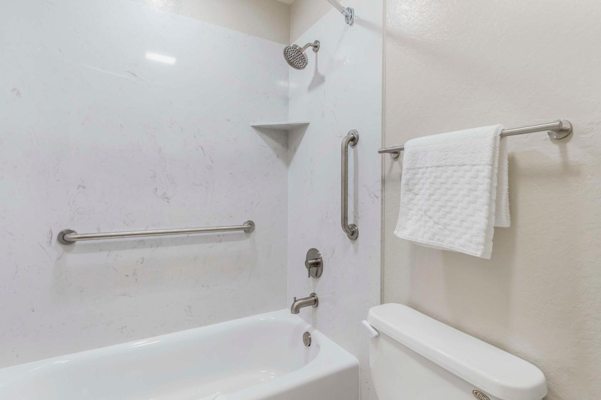 Best Western Cordelia Inn Bagian luar foto