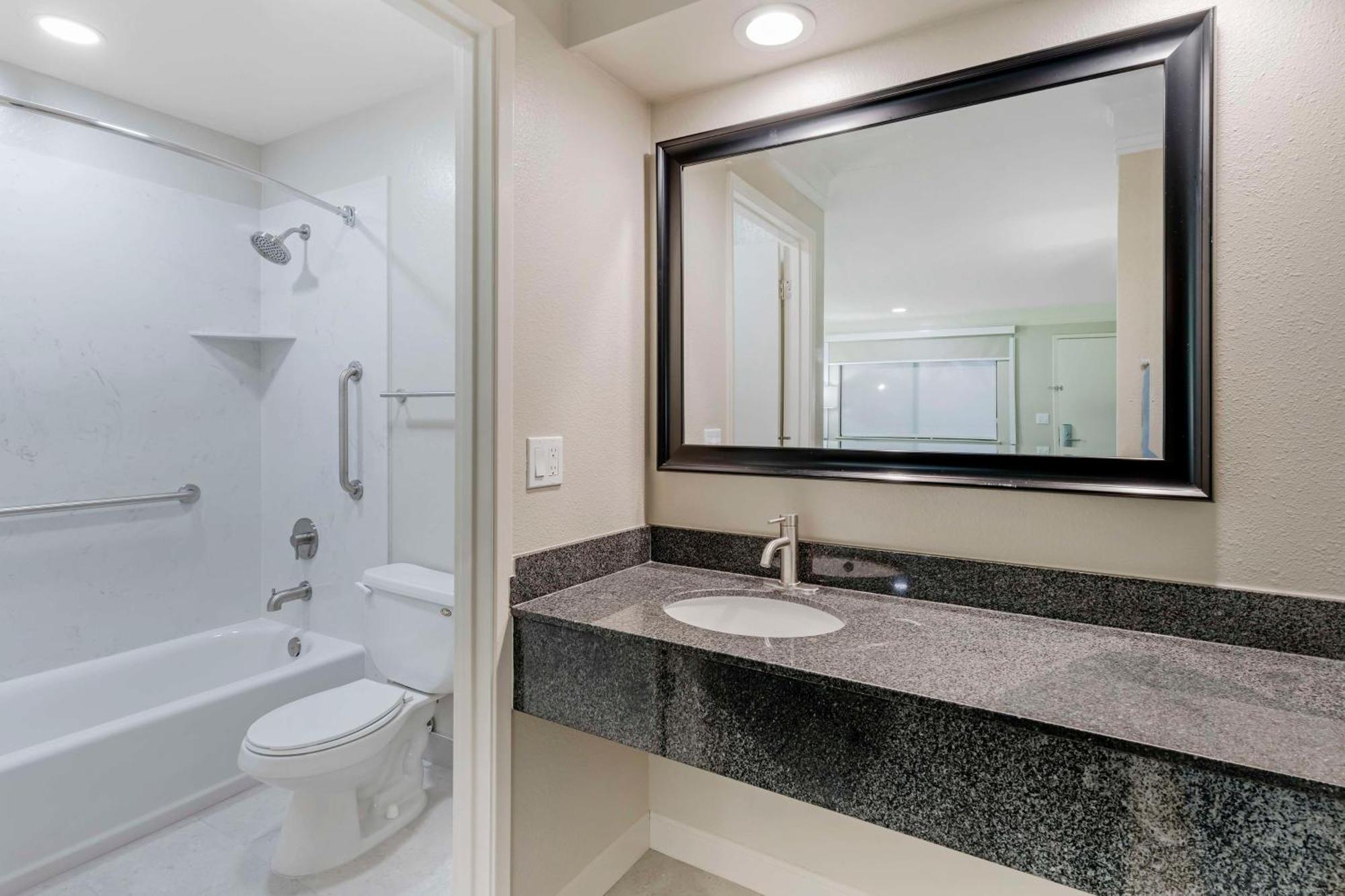Best Western Cordelia Inn Bagian luar foto
