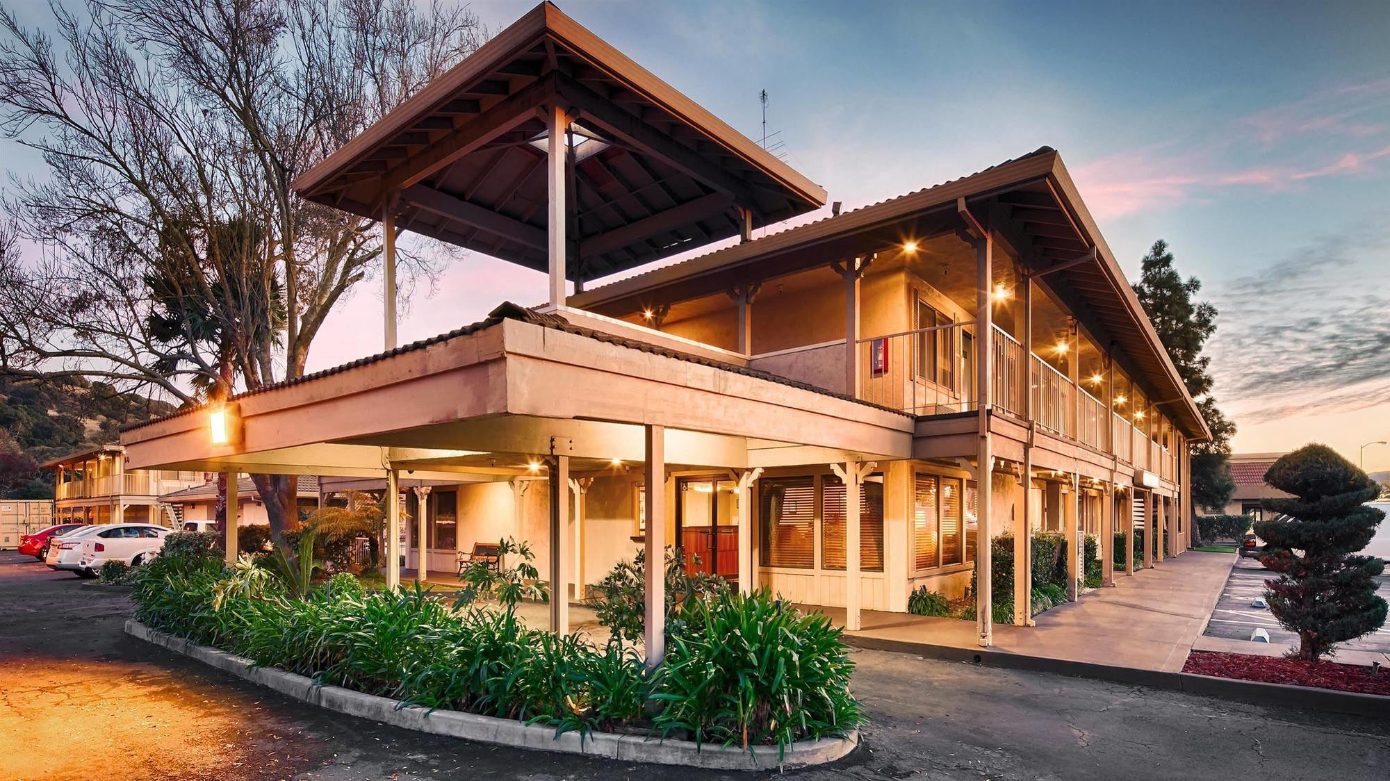 Best Western Cordelia Inn Bagian luar foto