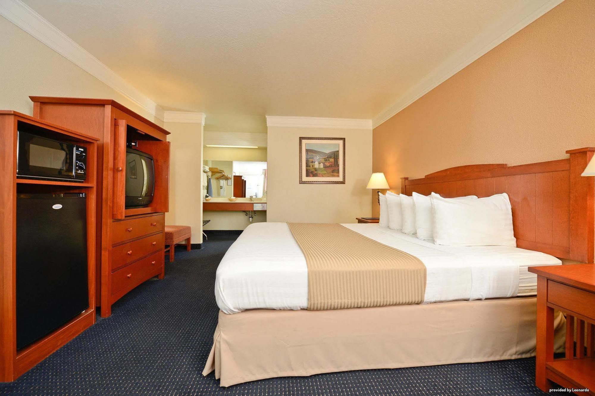 Best Western Cordelia Inn Bagian luar foto